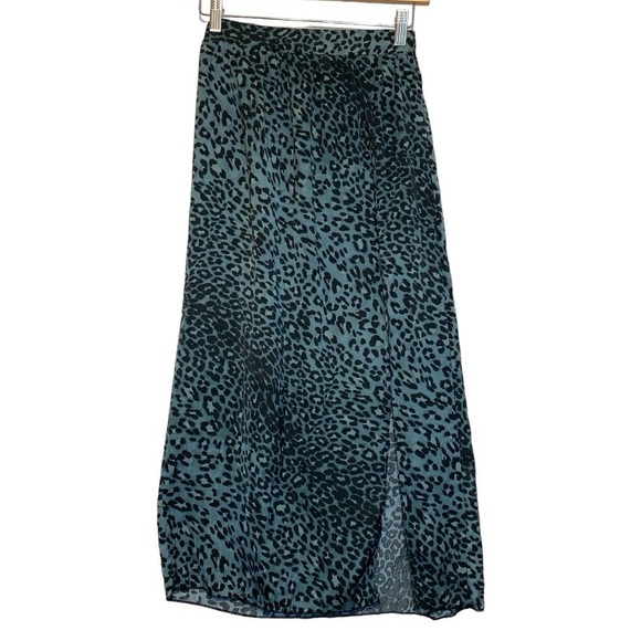 Elan Leopard Print Silky Midi Skirt - Picture 1 of 6